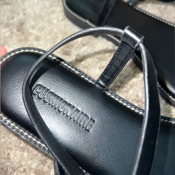 Black Sandals - Picture 4 of 6